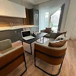 3917 Erciyes Vila *